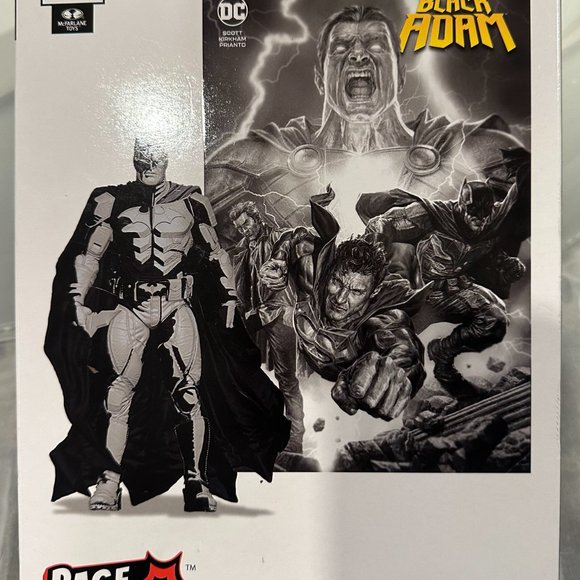 DC Batman - Picture 2 of 2